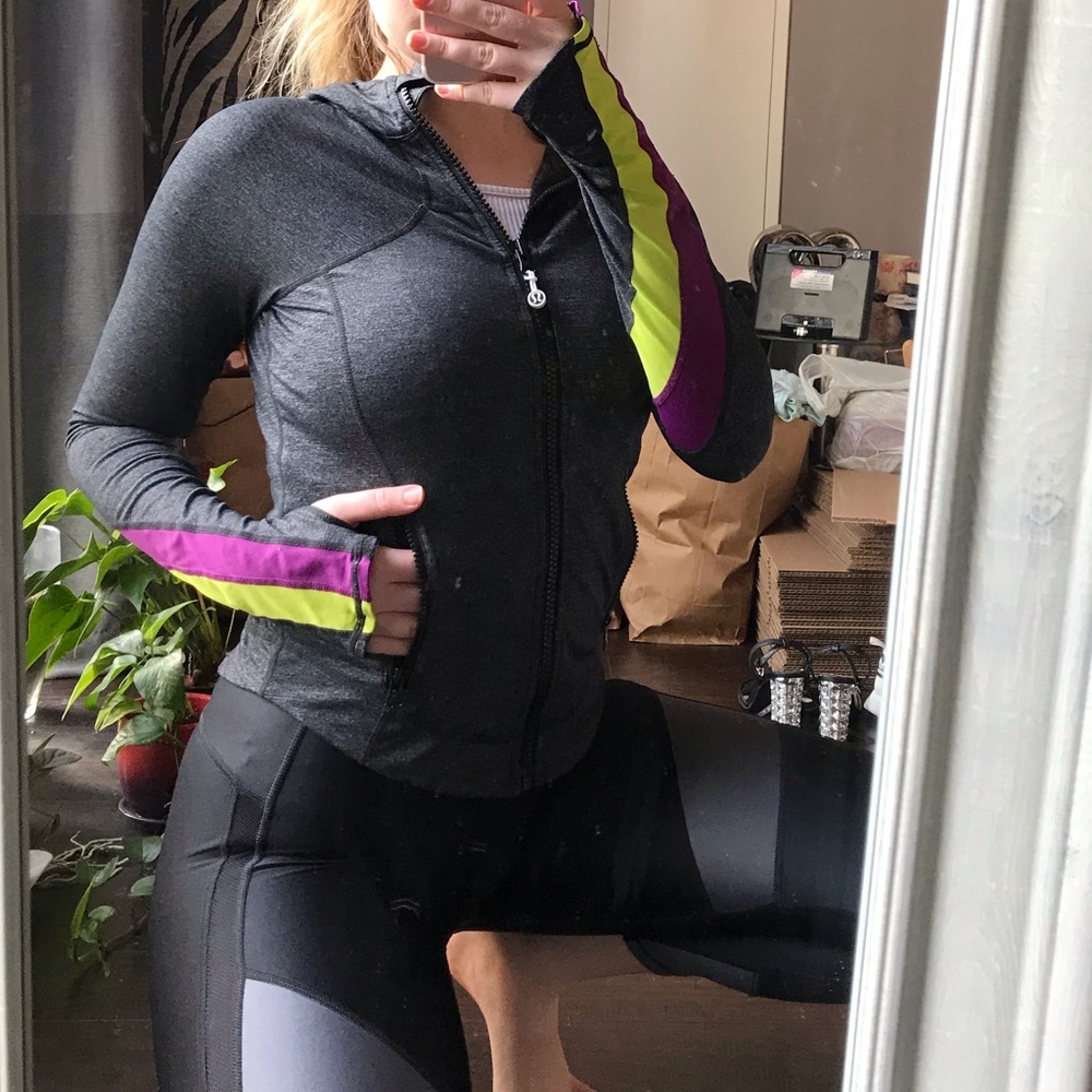 Vintage Lululemon Half Moon Hooded Athletic Yoga Jacket Luon Coal Grey sz 6 - Picture 2 of 8